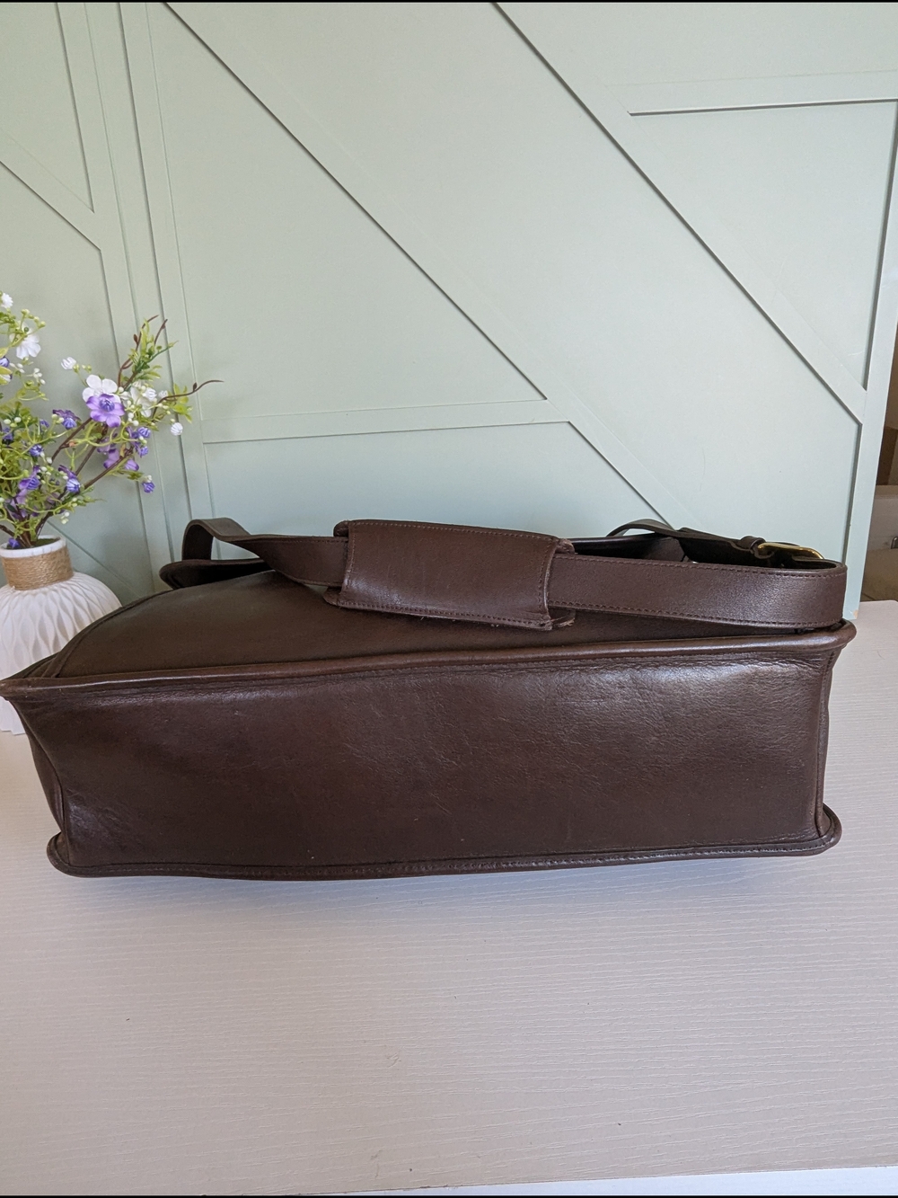 vintage Coach BeekmanBriefcase (Style #5266), an iconic dowel-top design first - Picture 7 of 12